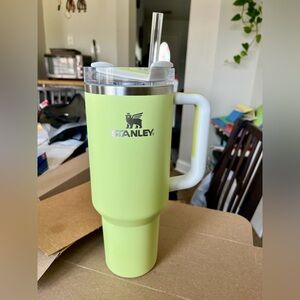 Stanley 40oz Lime Green